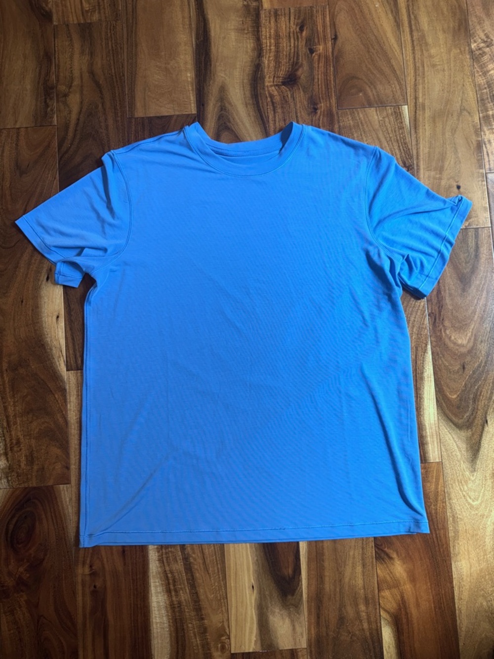 Lululemon jersey training T-shirt short sleeve size 8 pool party blue